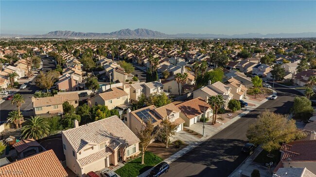 Building Photo - 5862 Trailblazer Dr