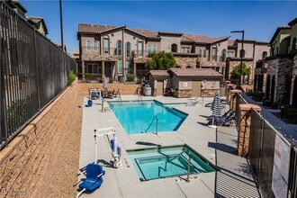 Building Photo - 10557 Ridge Glow Ave