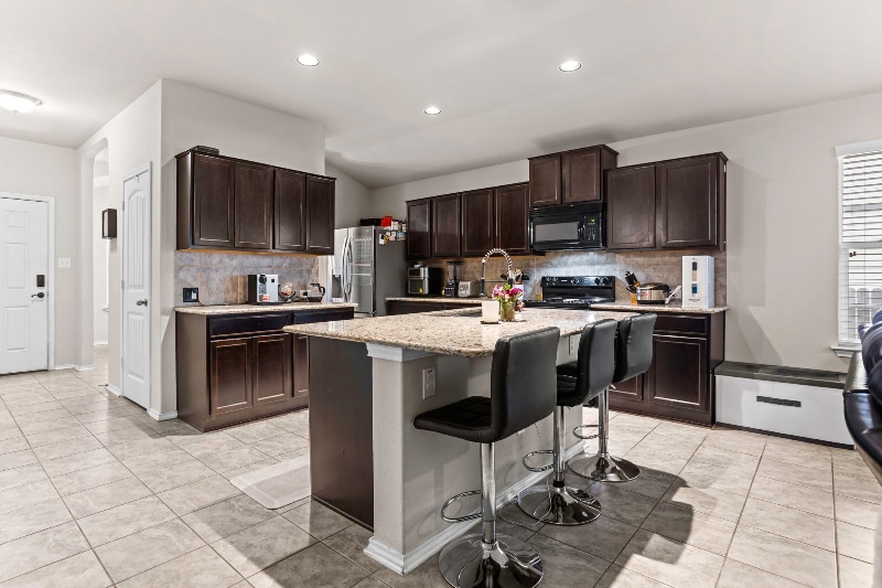 Building Photo - 7022 Phoebe View