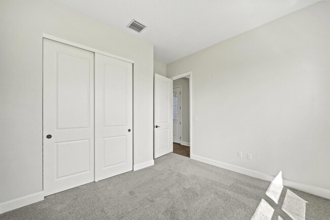 Building Photo - 14421 Spruce Pne Dr