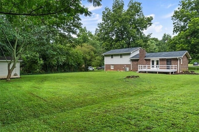 Building Photo - 5146 Bramblewood Dr