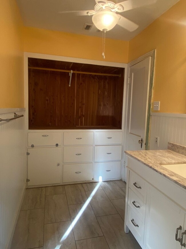 Building Photo - 3 BEDROOM, PLUS OFFICE, BELTON ISD