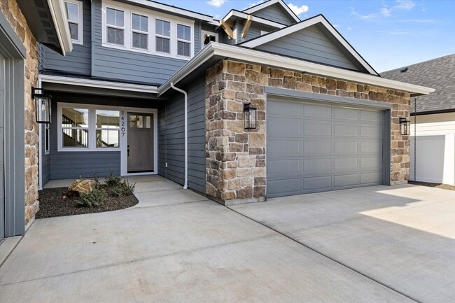 Building Photo - 4 Bedroom For Rent in The Estates of Dry Creek Ranch – Boise, Idaho