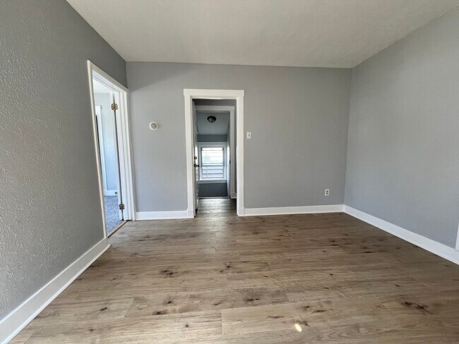 Livingroom - 1413 Margaret St