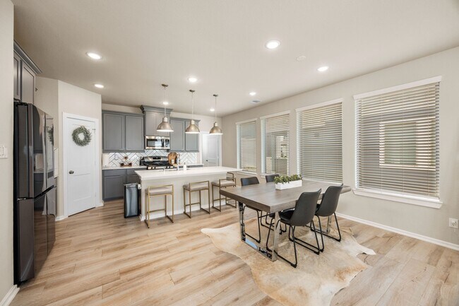 Building Photo - 15850 Black Grouse Dr