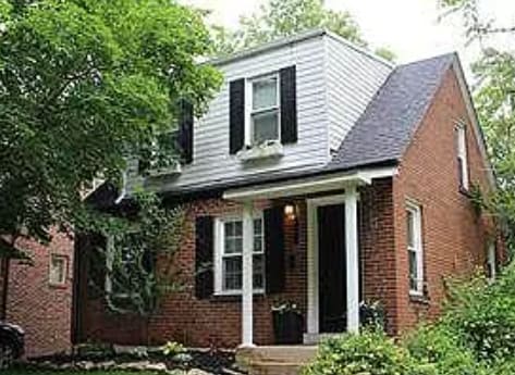 Building Photo - 6136 Victoria Ave