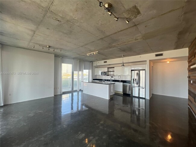 Building Photo - 3470 E Coast Ave