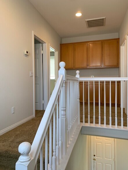 Building Photo - 84126 Canzone Dr