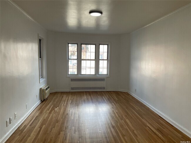 Building Photo - 255 Central Ave