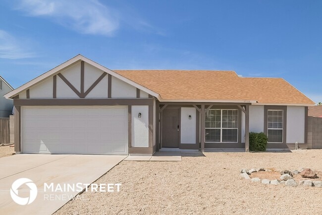 Building Photo - 8538 W Columbine Dr