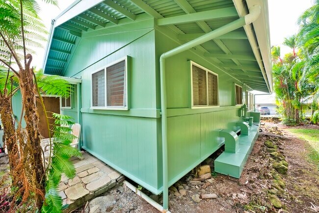 Building Photo - 64 Kaapuni Loop