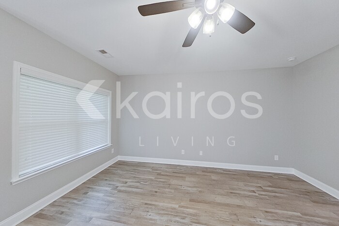 Building Photo - 157 Allentown Wy