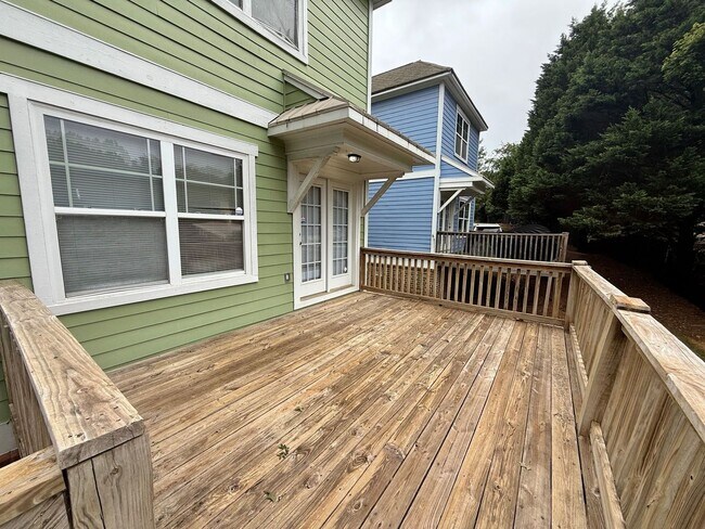 Building Photo - 173 Magnolia Bluff Dr