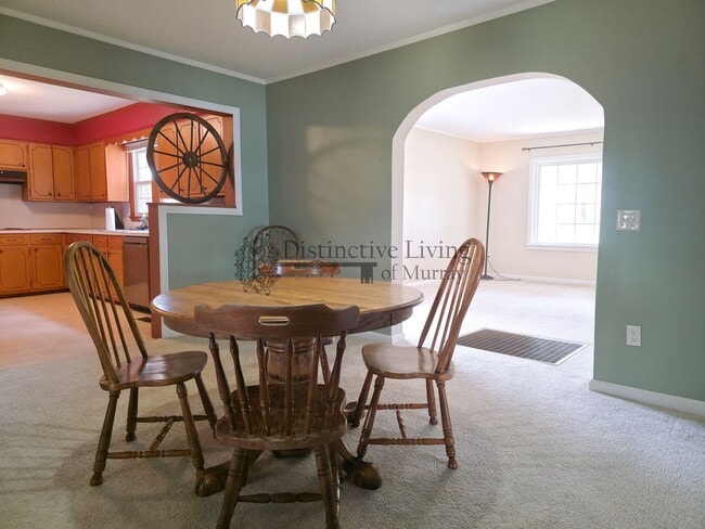 Building Photo - Attention Front Porch Sittin' Lovers- 2 bed 1 bath house in the country in Hazel