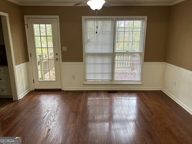 Building Photo - 185 Pebble Creek Dr