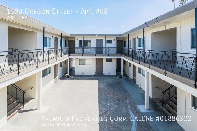 Primary Photo - 1590 Oregon St
