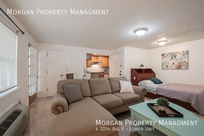 Building Photo - 4 20th Ave S