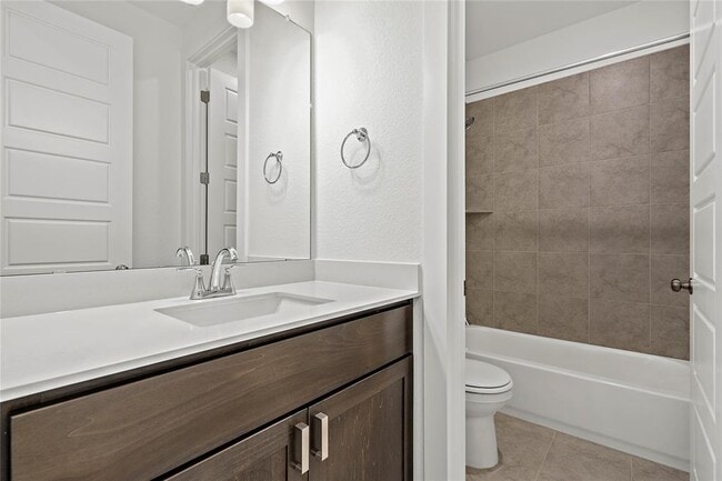 Building Photo - 2521 Dabster Dr