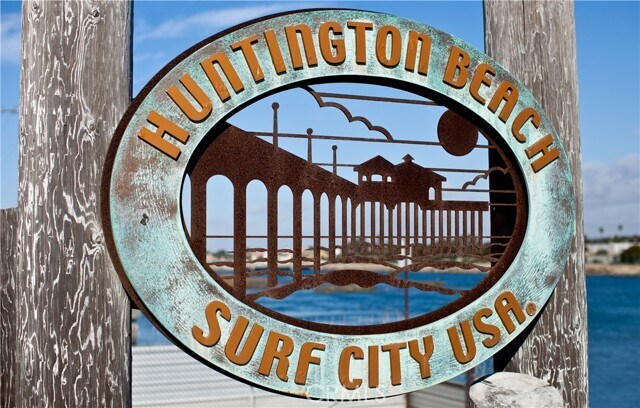 Building Photo - 206 Chicago Ave