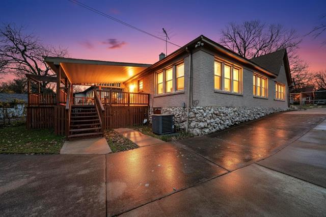 Building Photo - 2009 Berwick Ave