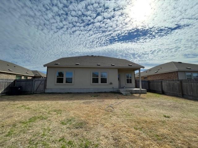 Building Photo - 1001 Hillrose Dr