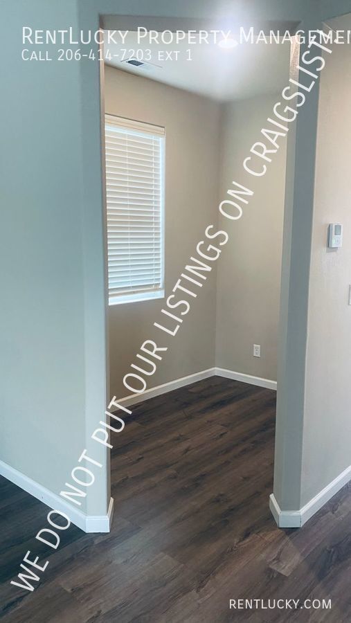 Building Photo - 4508 Sand Dollar Dr