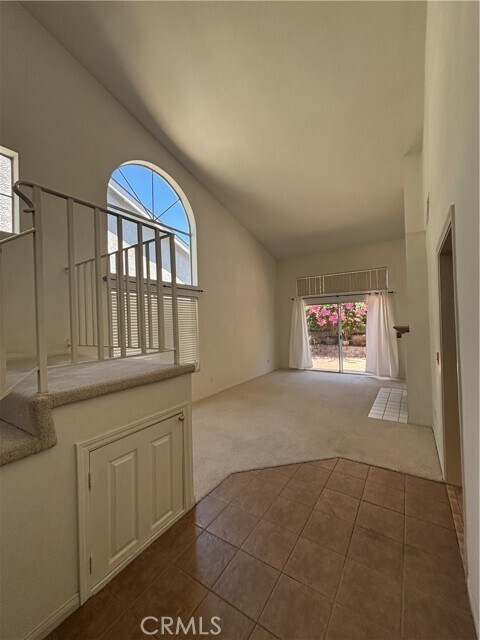 Building Photo - 928 Lotus Cir