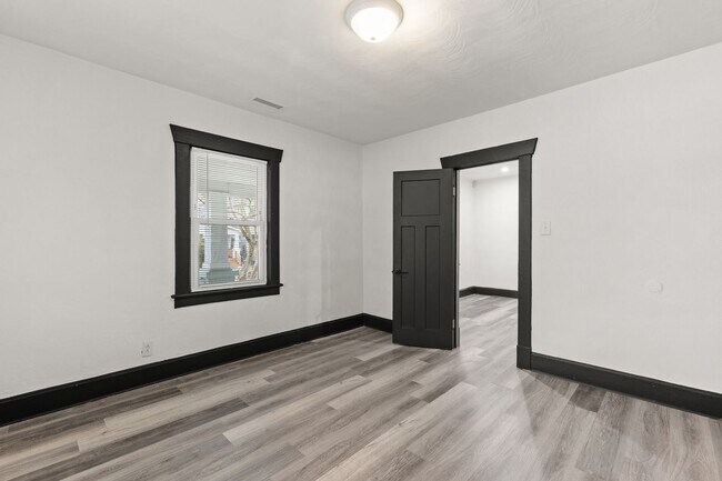 Building Photo - Beautiful Modern Home for Rent in Norfolk