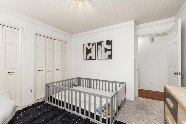 Building Photo - 2922 Deer Hollow Dr