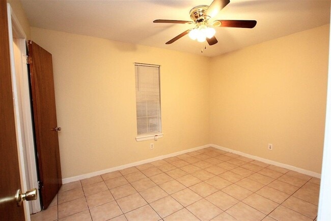 Building Photo - 103 Mims Ave