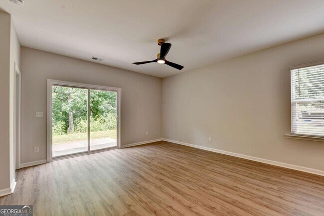 Building Photo - 175 Grey Falcon Ave