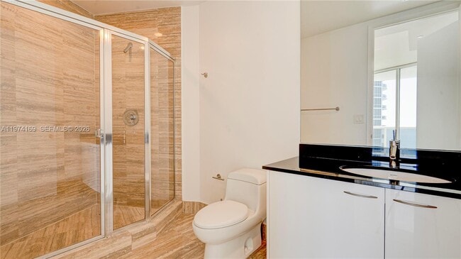 Building Photo - 16001 Collins Ave