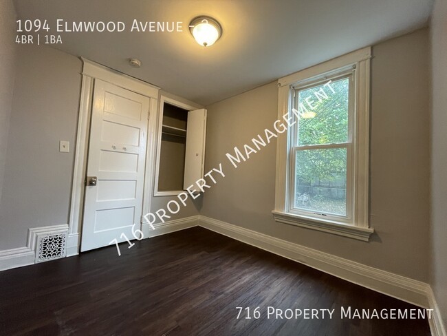 Building Photo - Spacious 4 bedroom right in Elmwood Village!