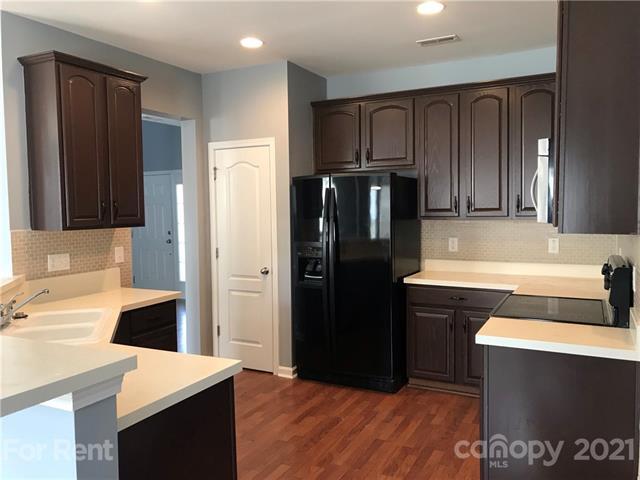 Building Photo - 4605 Sandtyn Dr