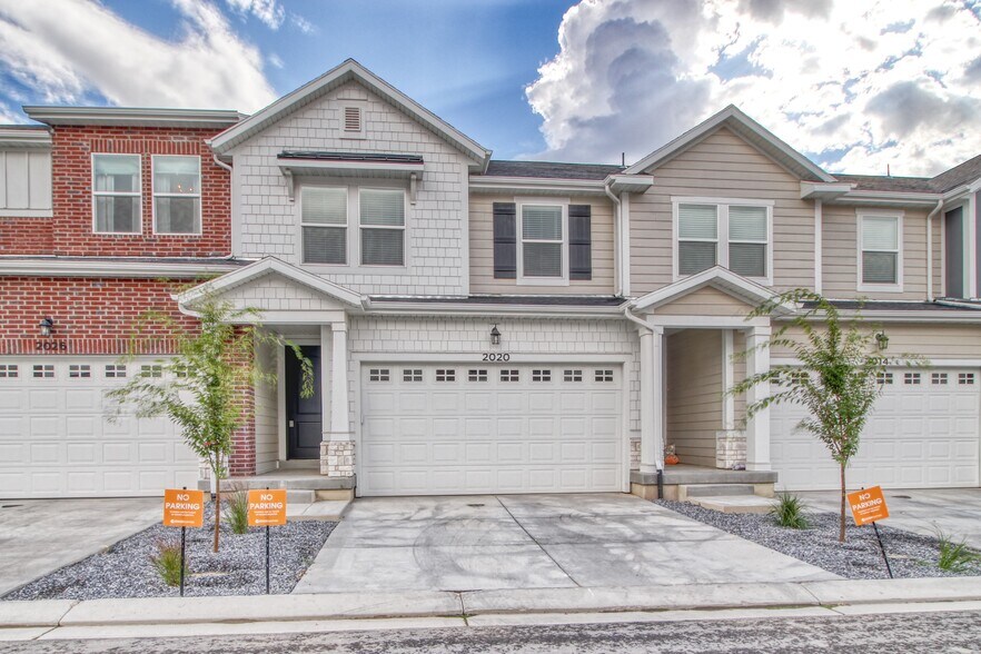 Building Photo - 2020 N 3830 W