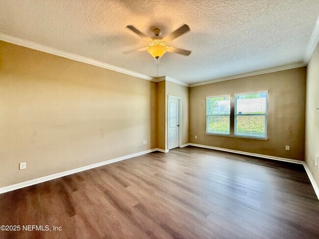 Building Photo - 1337 Tripper Dr