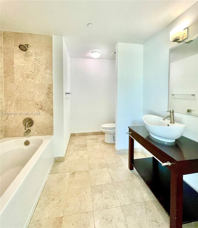 Building Photo - 350 S Miami Ave