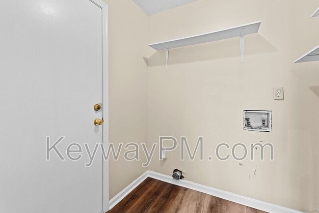 Building Photo - 4158 Arlington Rd