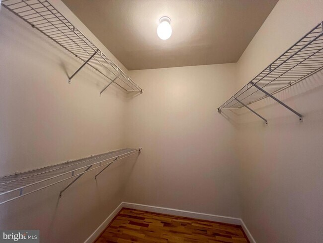 Building Photo - 616 E Street NW Unit 902