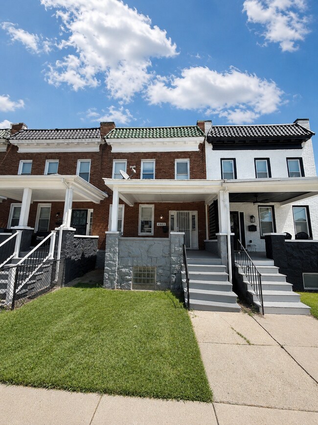 Building Photo - Three-Bedroom Home In Baltimore
