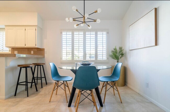 Eat in kitchen - 72751 Citrus Ct