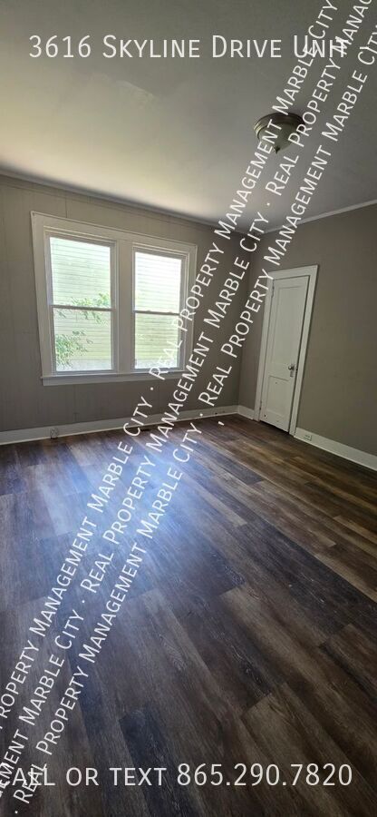 Building Photo - 3616 Skyline Dr