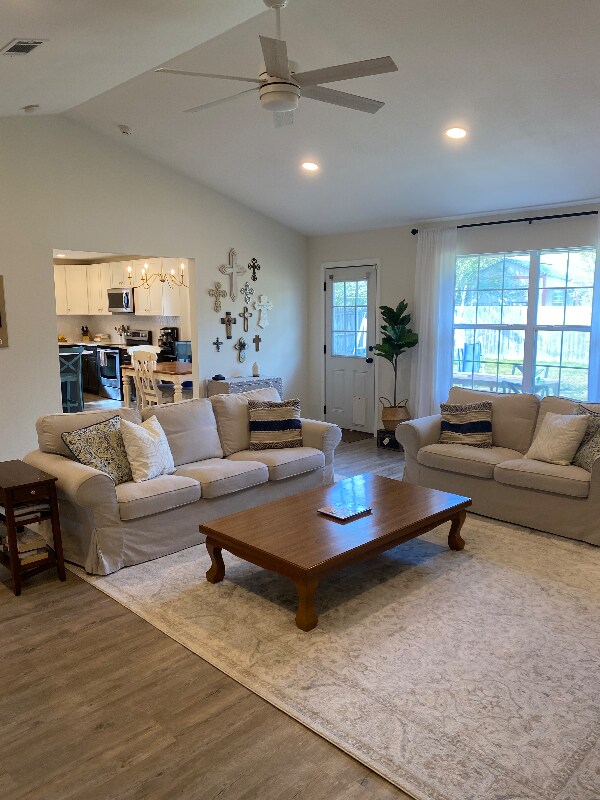 Building Photo - 1150 Old Nursery Way