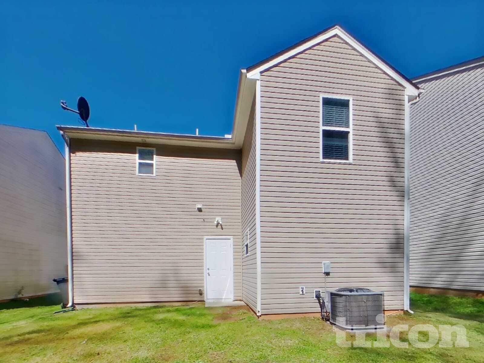 Building Photo - 4911 Magnasco Ln