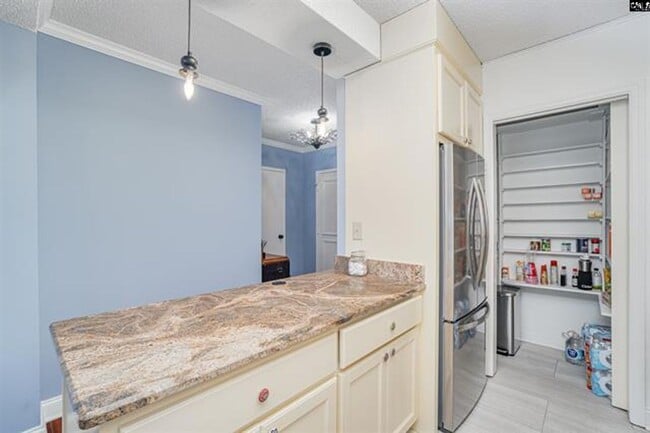 Building Photo - SP186