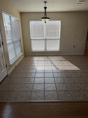 Building Photo - 6505 Rienzi Dr