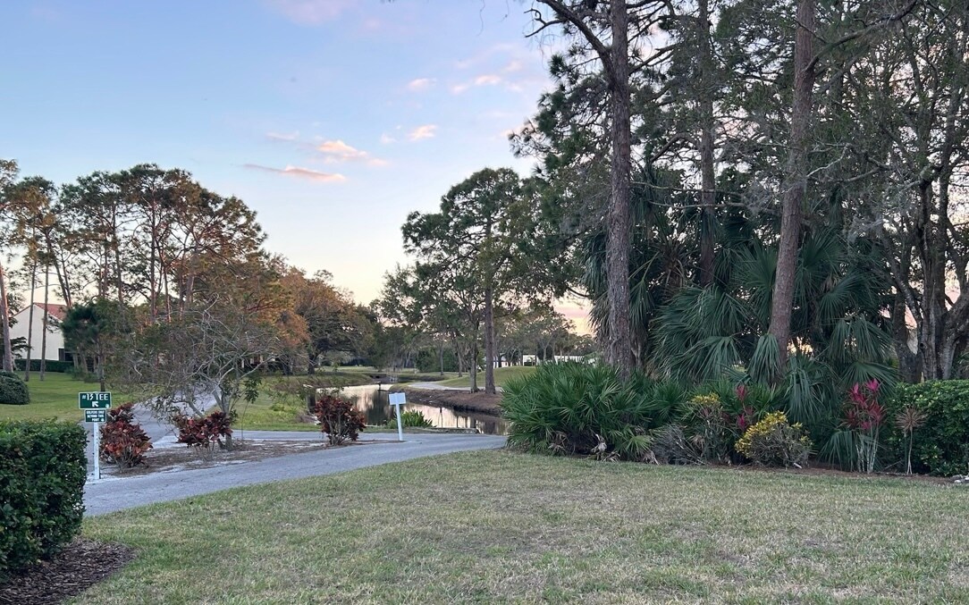 Building Photo - 4507 Longmeadow