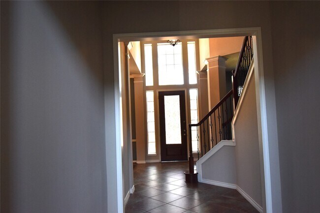 Building Photo - 17523 Driftwood Prairie Ln