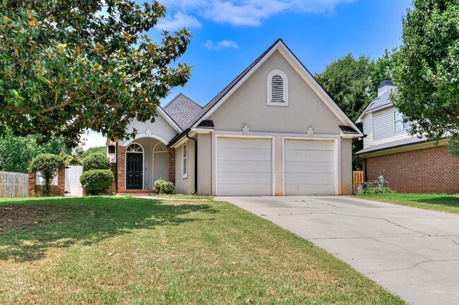 Building Photo - 208 Stonington Dr