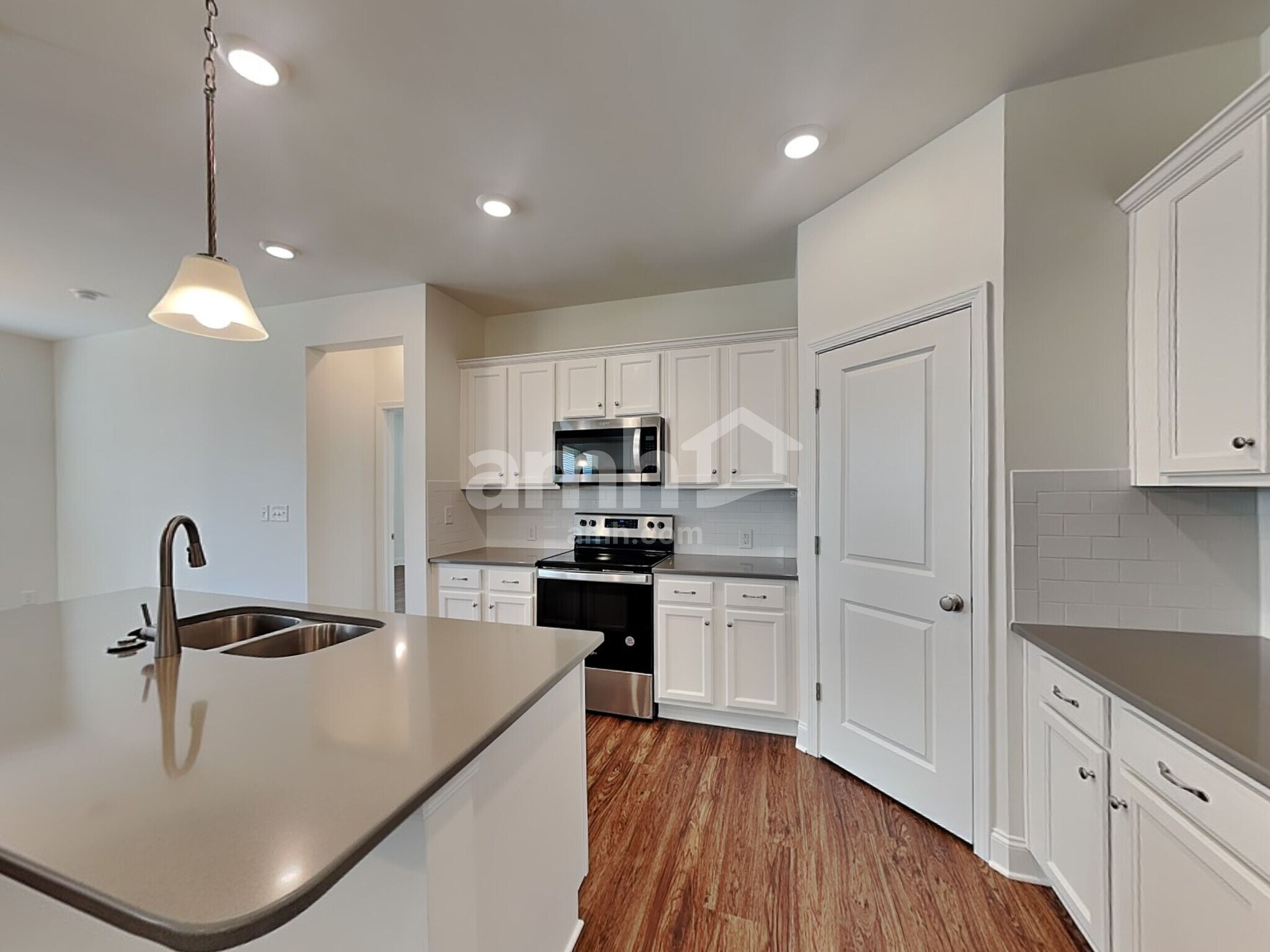 Building Photo - 115 Hazel Pk Dr